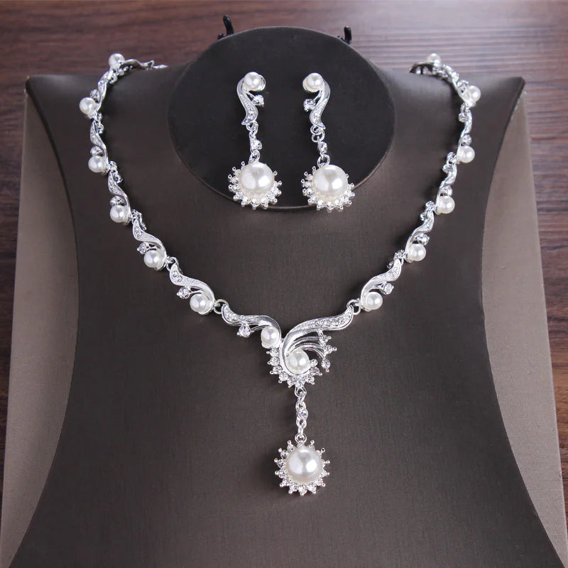 Conjunto Joyería Diamante y Perlas